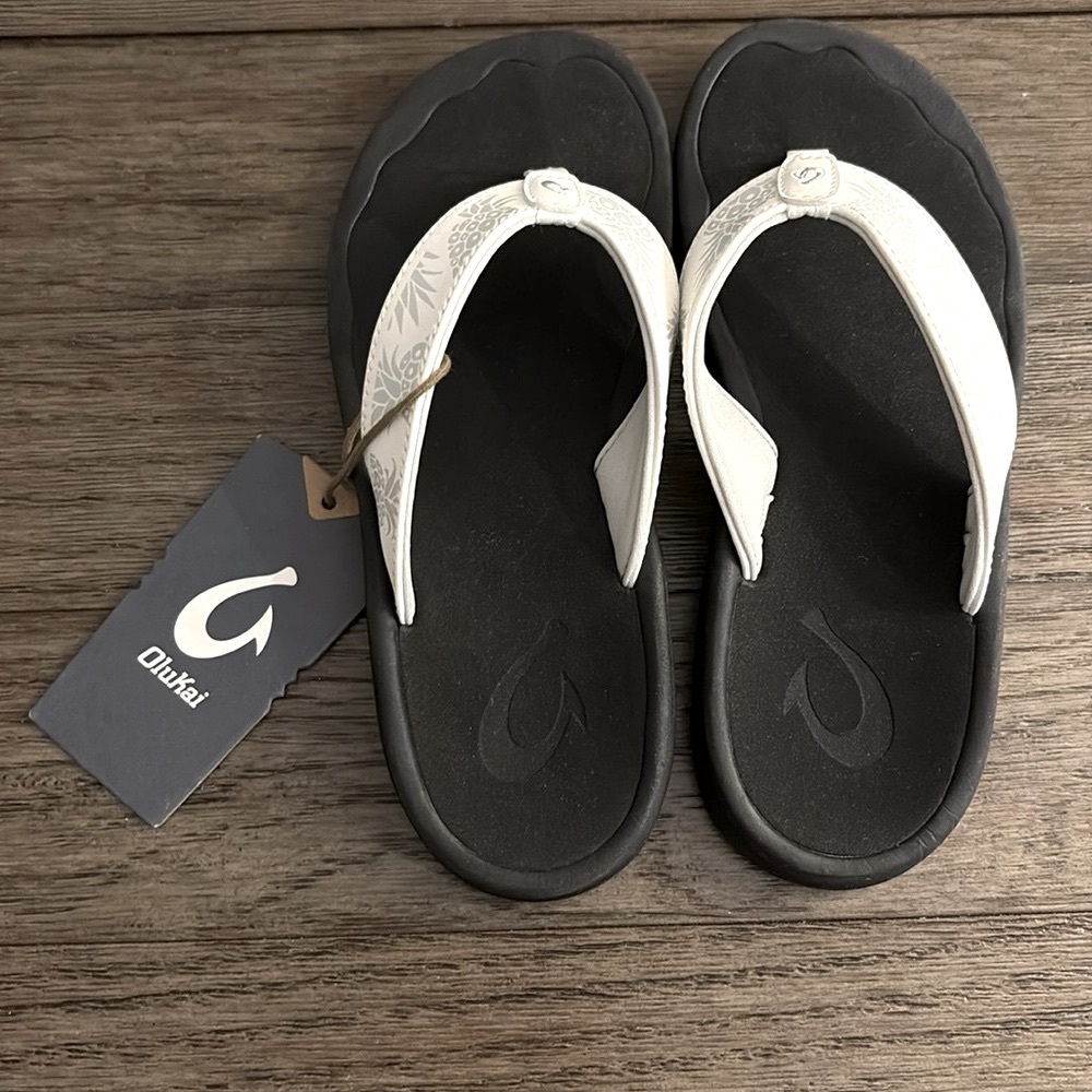 NWT [OluKai] Ohana Bight White/Hua Slip-On Flip Flop Thong Sandals Women’s 5.0 - Picture 9 of 16